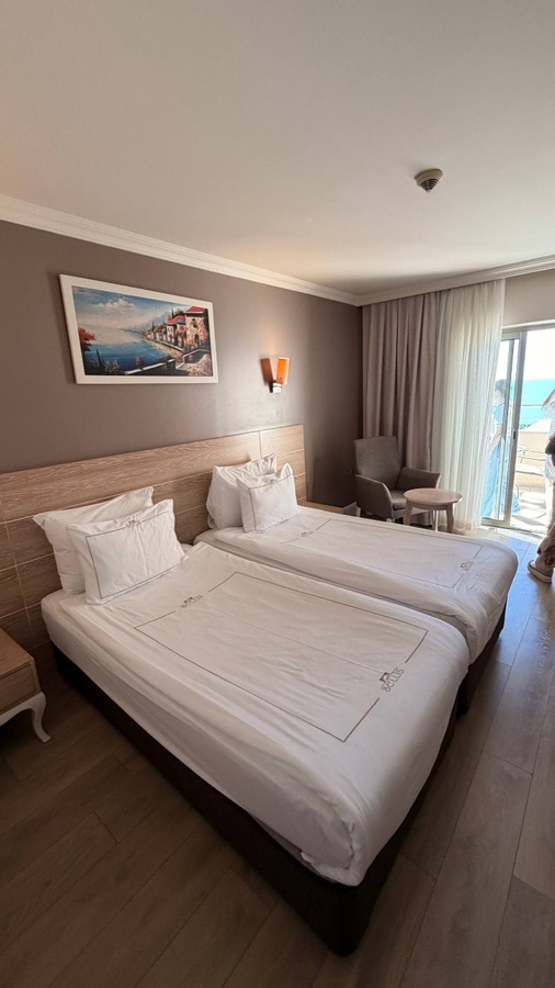 Bellis Deluxe Hotel