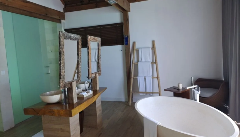 Kuredhivaru Resort & Spa
