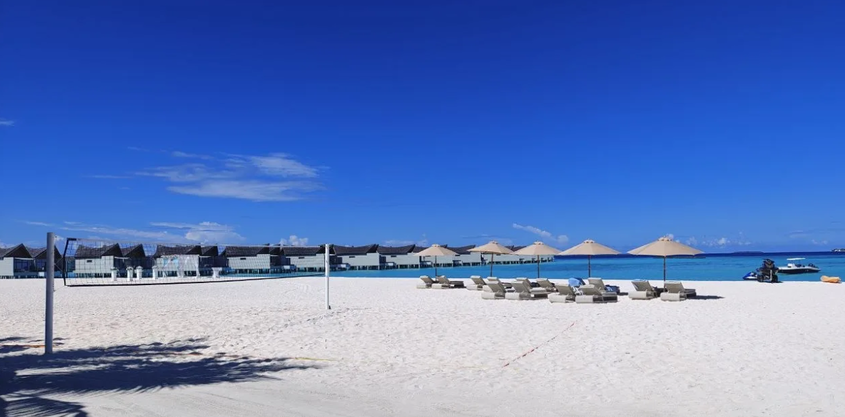 Kuredhivaru Resort & Spa