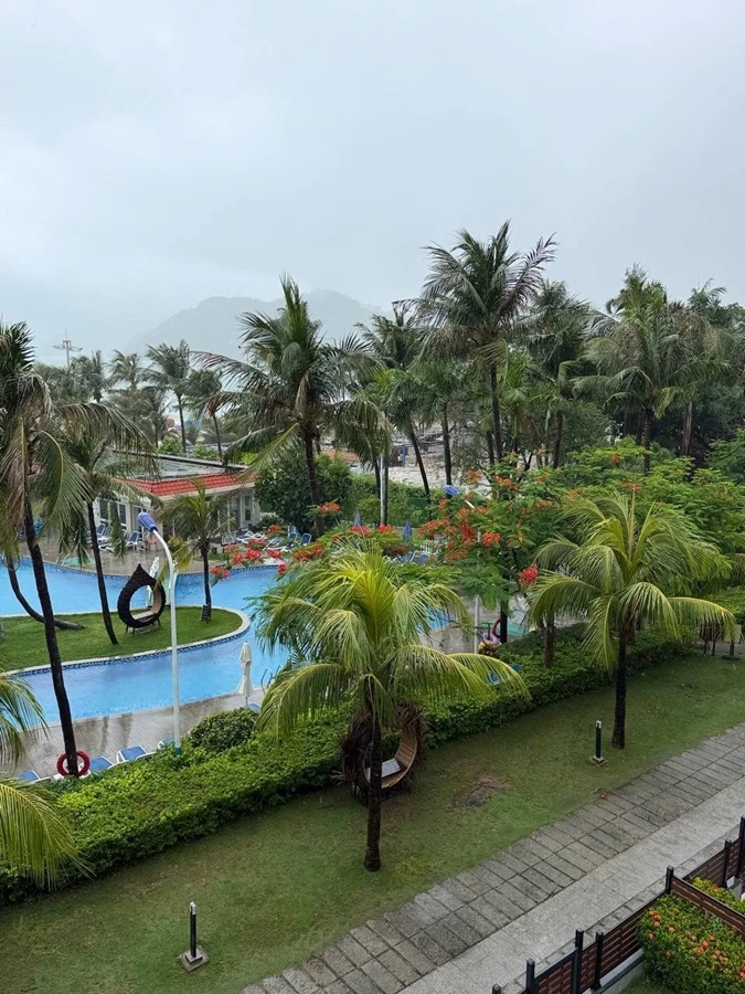 Sunshine Resort Intime Sanya
