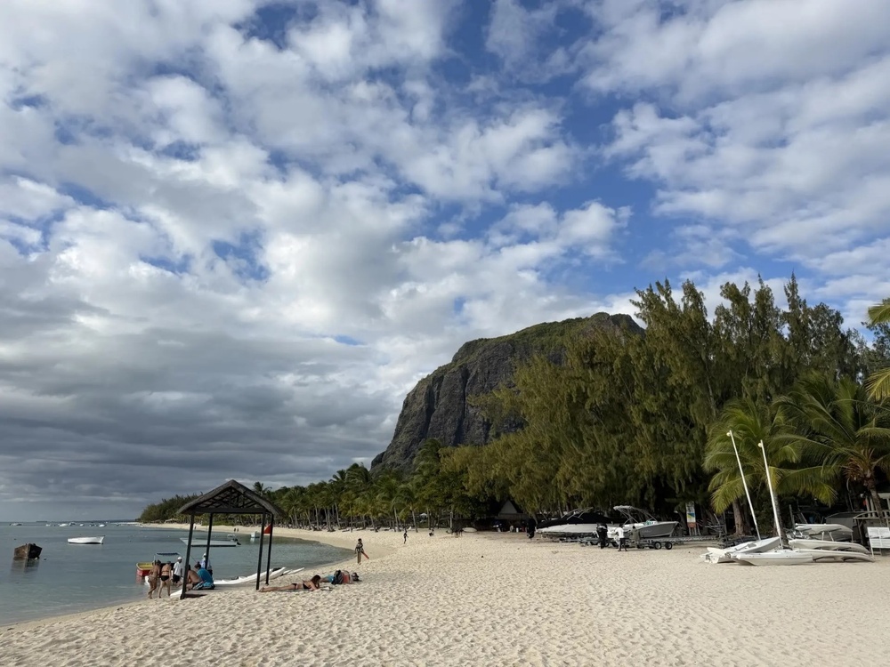 The St Regis Le Morne Resort 