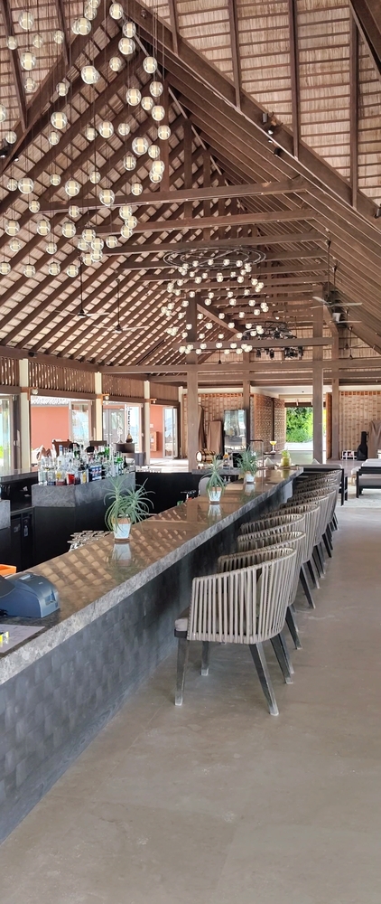 Veligandu Resort & SPA 