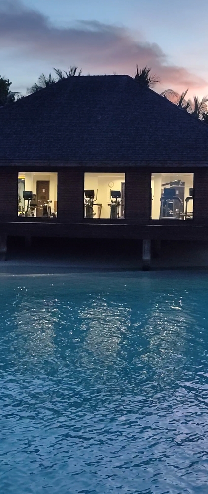Veligandu Resort & SPA 