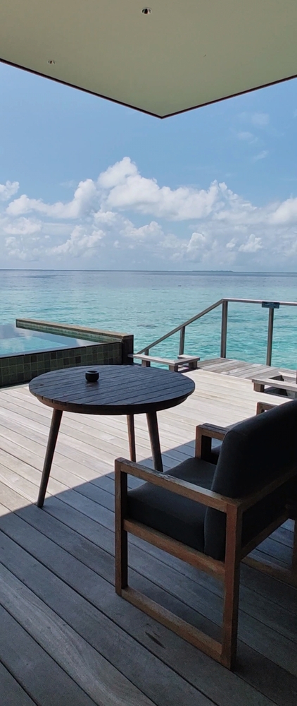 Veligandu Resort & SPA 
