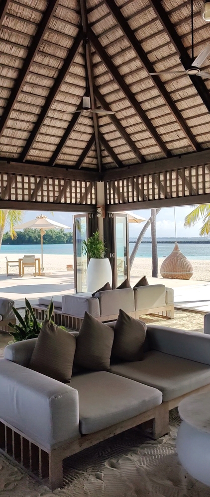 Veligandu Resort & SPA 