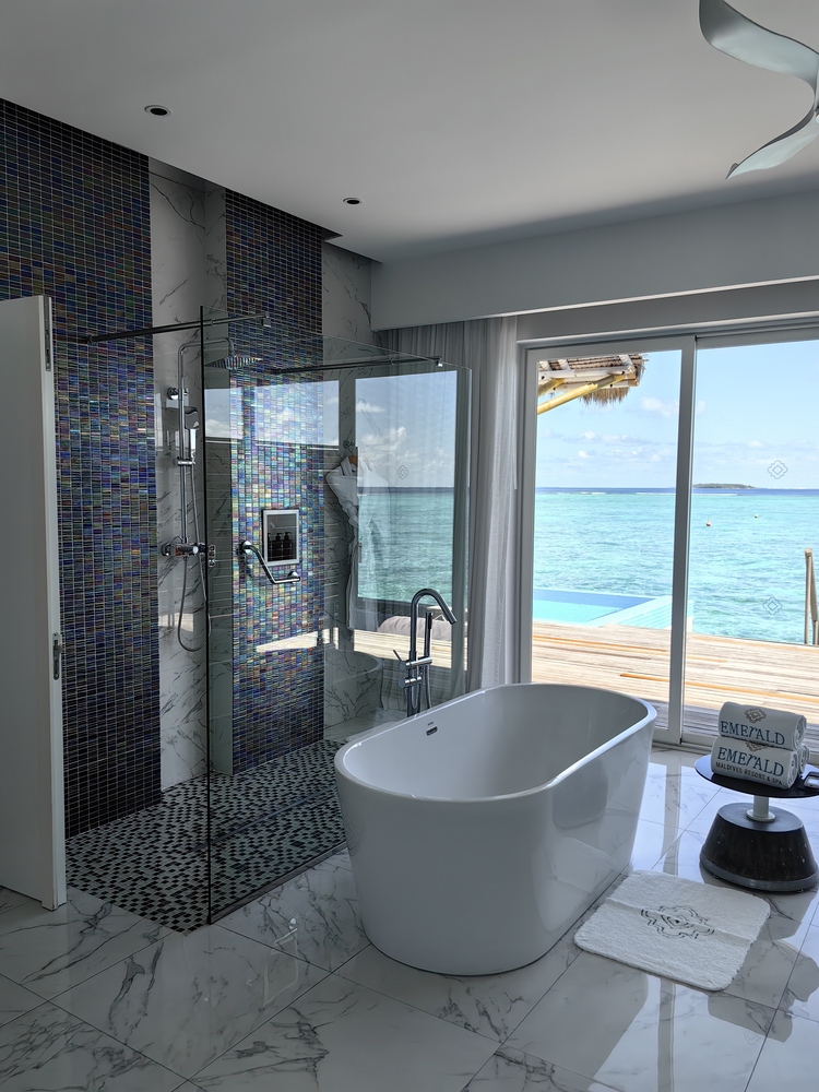 Emerald Maldives Resort & Spa 