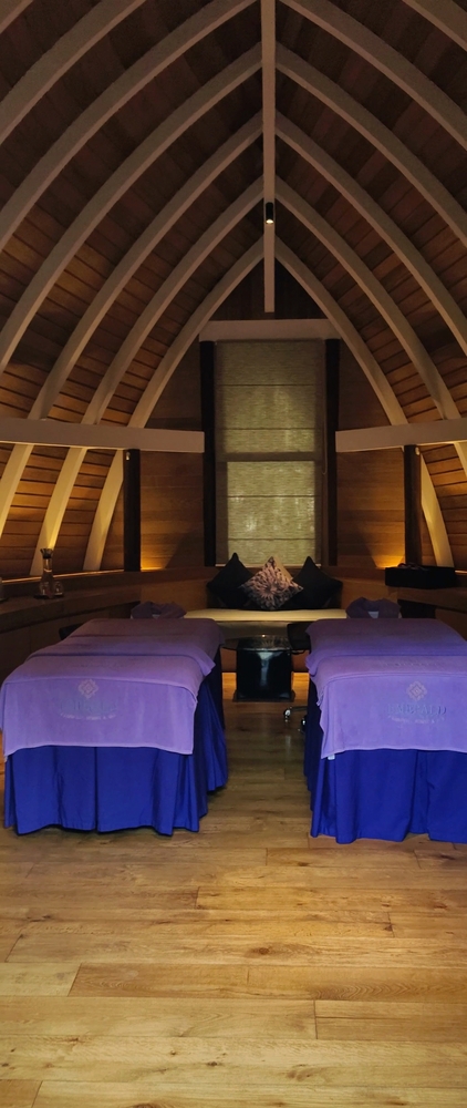 Emerald Faarufushi Resort & Spa