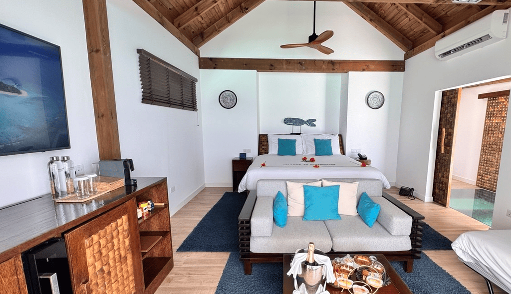 Kuredhivaru Resort and Spa 5*