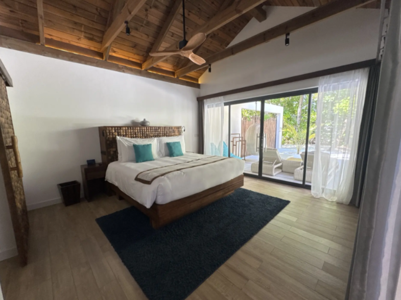 Kuredhivaru Resort & Spa
