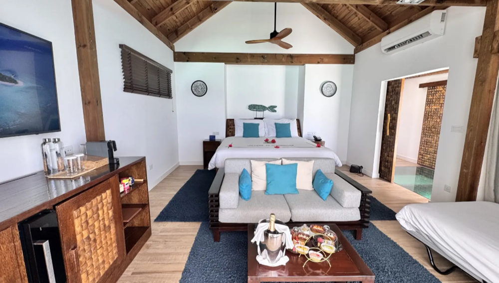 Kuredhivaru Resort & Spa