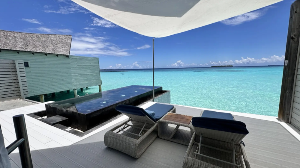 Kuredhivaru Resort & Spa