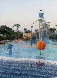 Hawar Resort by Mantis