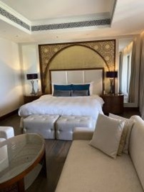 Royal Saray Resort 