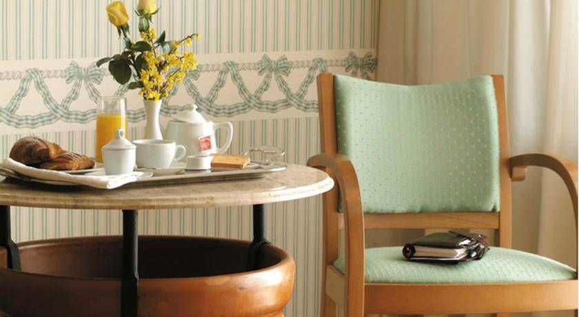 American Hotel 4* Италия, Неаполь