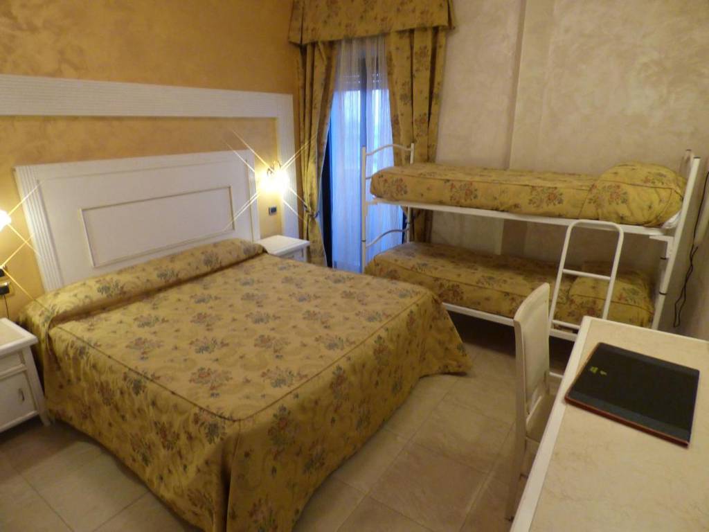 Diplomat Palace 4*