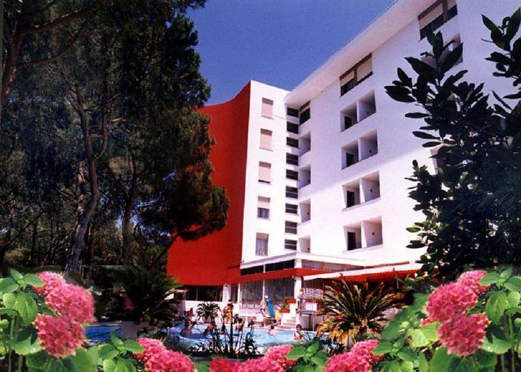 Giulivo Hotel & Village 4* Италия, Байя Домиция