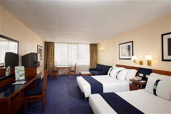 Holiday Inn 4*