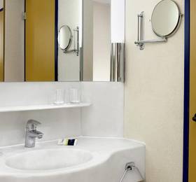 Four Points By Sheraton Brussels в Брюсселе