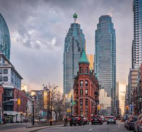 The Westin Harbour Castle, Toronto в Торонто