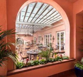 Туры в La Valencia в США