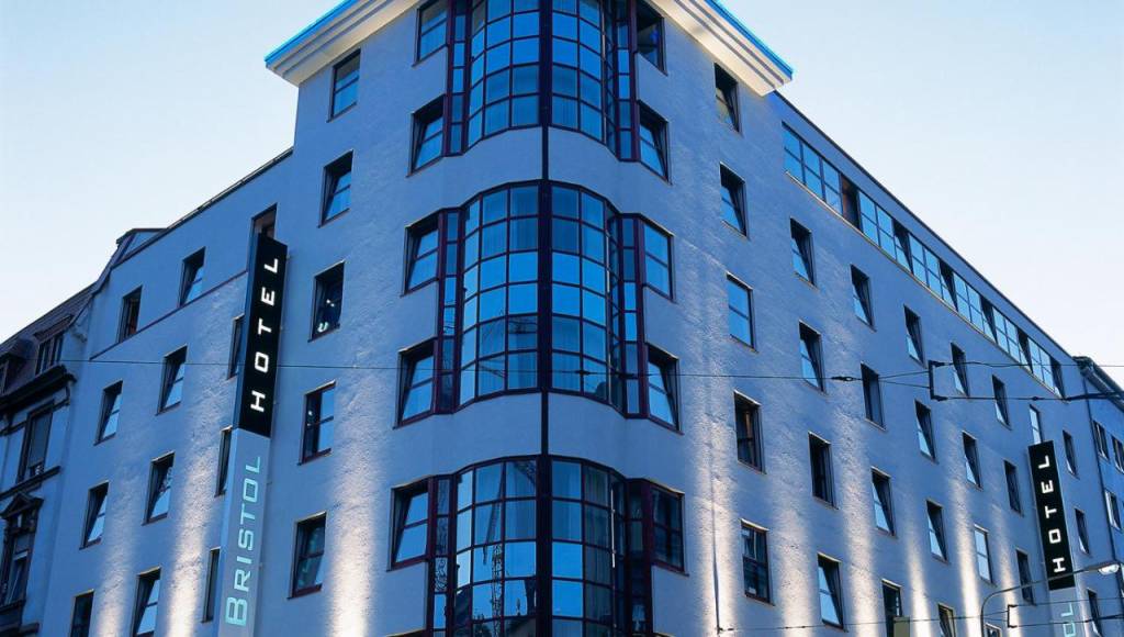 Bristol Hotel 4*