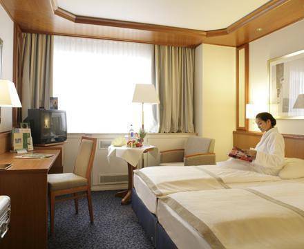 Holiday Inn Airport-North 4* Германия, Франкфурт-на-Майне