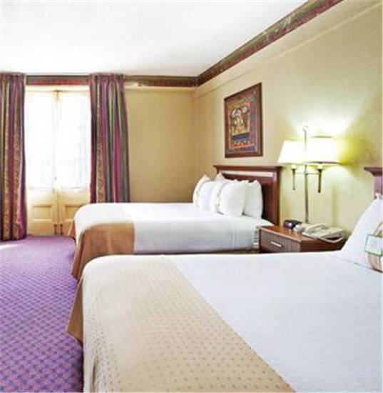 Holiday Inn Chateau Le Moyne 3* США, Новый Орлеан