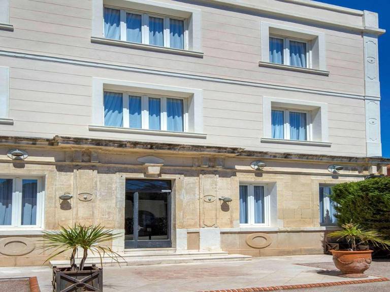 Newhotel Bompard La Corniche
