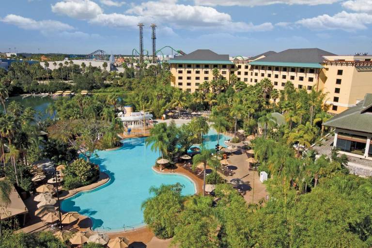 Royal Pacific Resort