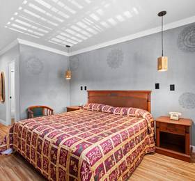 Туры в Holiday Inn Beverly Garland в США