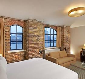 DoubleTree by Hilton Hotel London - Docklands Riverside в Лондоне