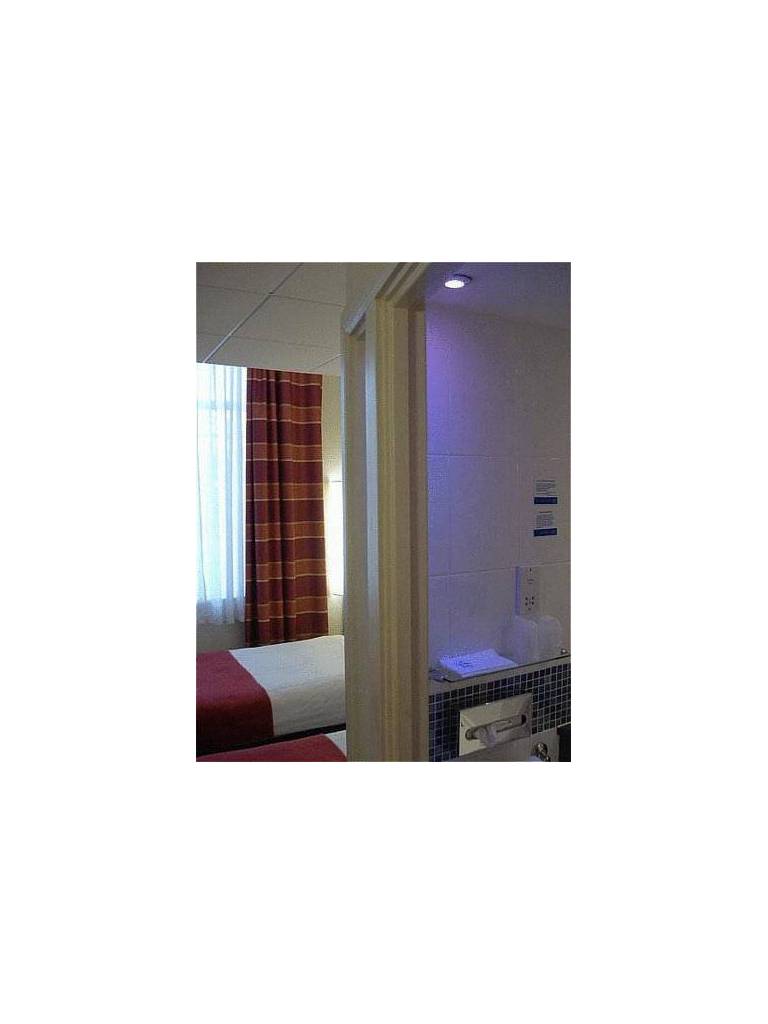 Express By Holiday Inn City
