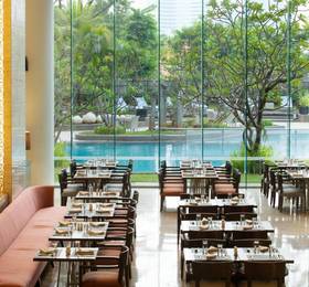 Hotel Santika Premiere Slipi в Джакарте