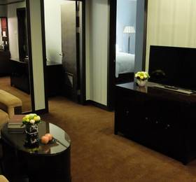 Yashidu Suites Hotel в Шанхае
