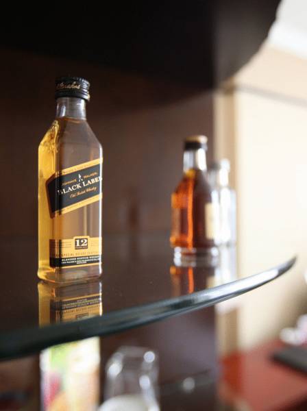 Yashidu Suites Hotel