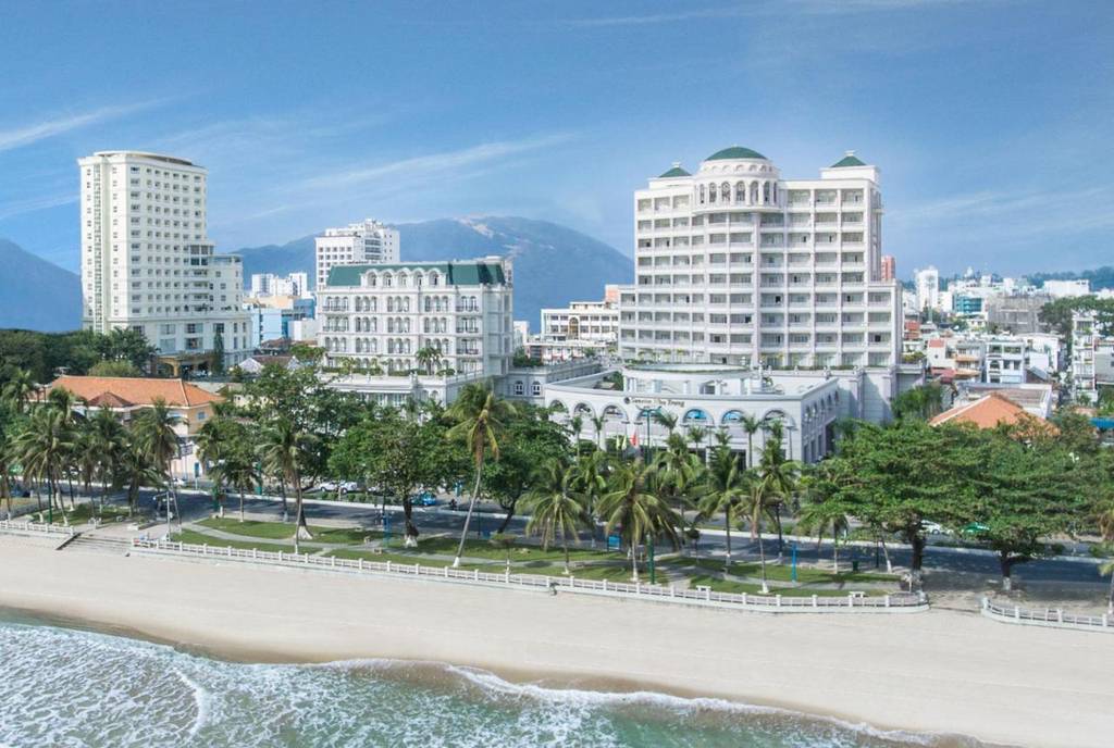 Sunrise Nha Trang Beach Hotel & Spa 5*