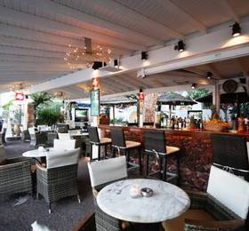 Sellada Beach Apartments в Санторини