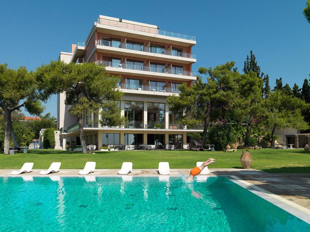 Hotel Kalamaki Beach 4*