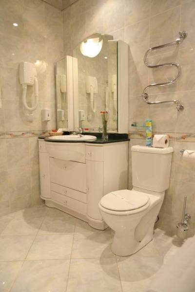 Медвежий Угол 4*