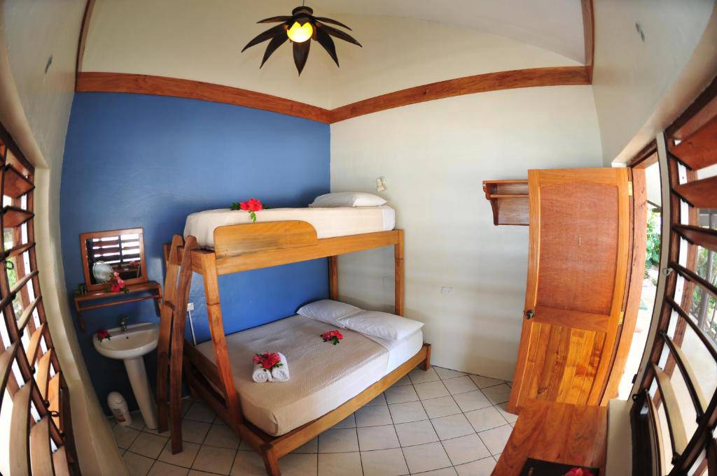 Hideaway Island 2*