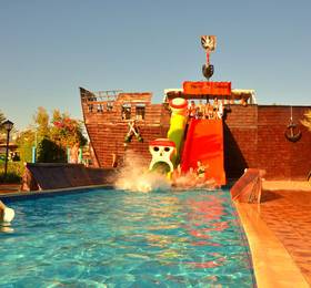 Golden Beach Resort в Хургаде