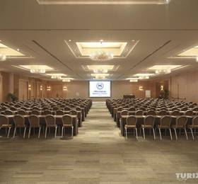 Sheraton Brussels Airport в Брюсселе