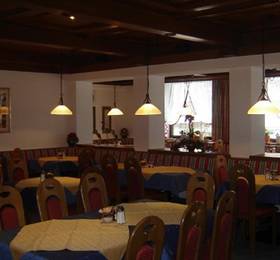 Bernina Hotel Garni в Ишгле
