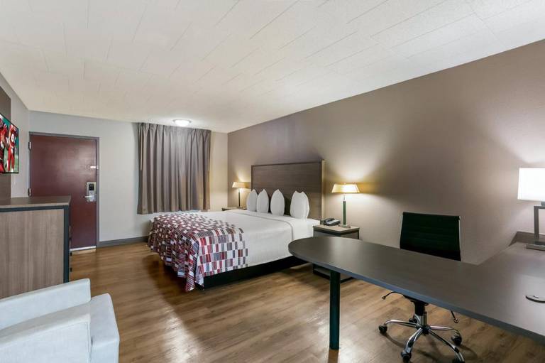 Days Inn West