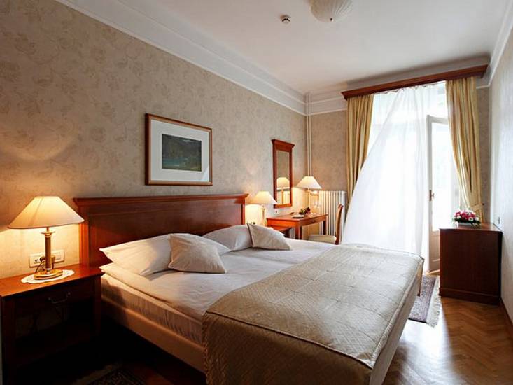 Trst 3* Словения, Блед