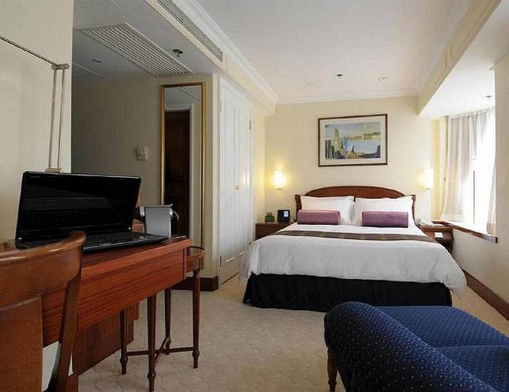 The Emperor (Happy Valley) Hotel 4* Китай, Гонконг