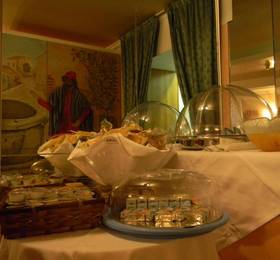 Pantalon Hotel в Венеции