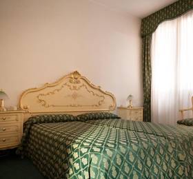 Hotel Commercio Pellegrino в Венеции
