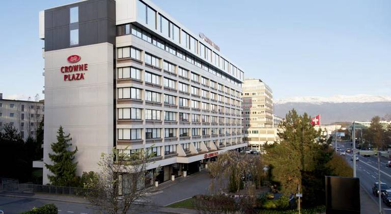Crowne Plaza