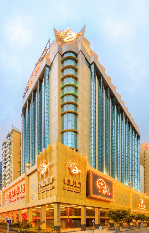 Golden Dragon Hotel 4*